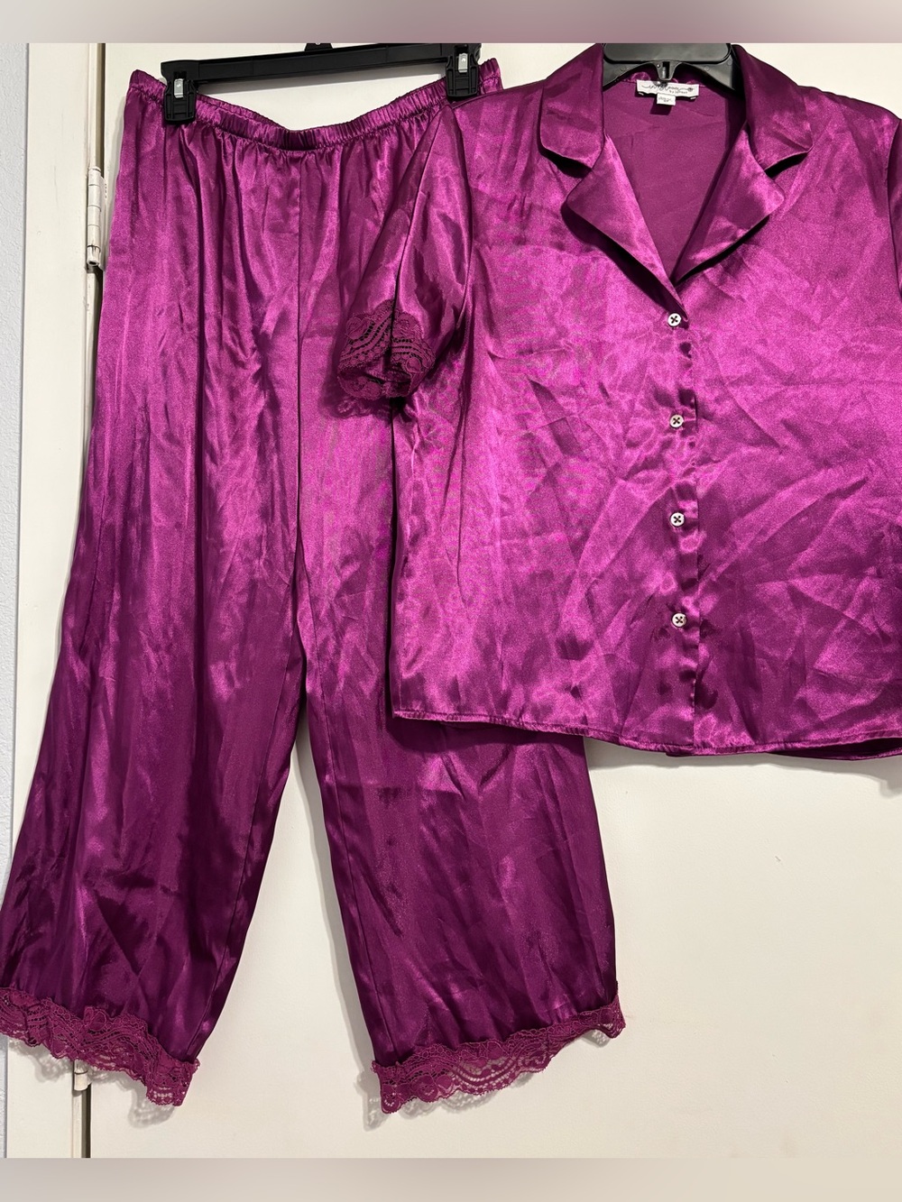 Satin Magenta Women’s Pajama Set with Lace-Trim Pants